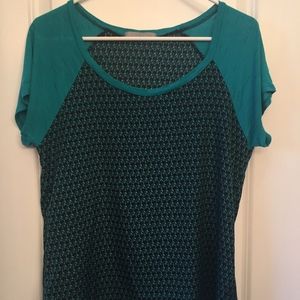 Olivia Moon Short Sleeve Top Size Small